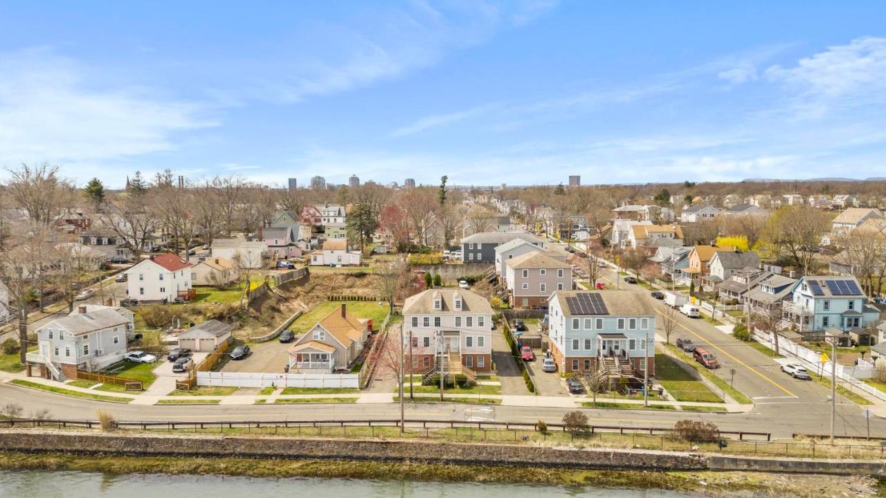 Gorgeous Waterfront 2 Bedroom 1 Bath Modern Home. New Haven Kültér fotó